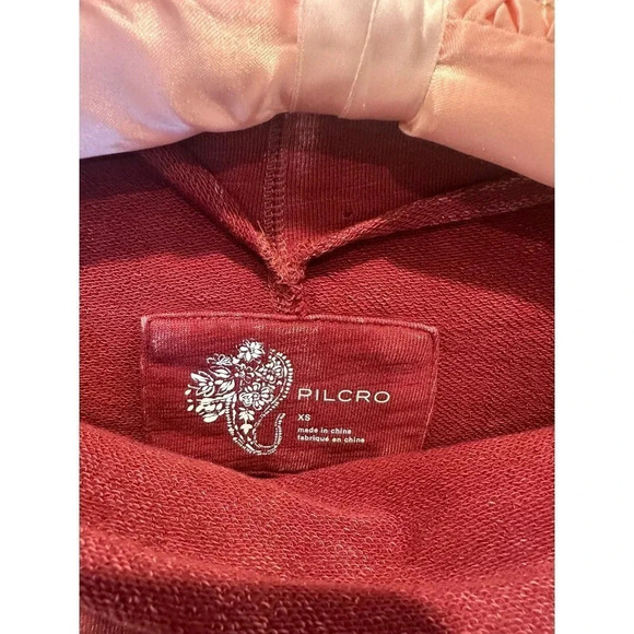 Pilcro Women's Red Long Sleeve Acid Wash Pullover Sweatshirt Size XS - Picture 3 of 5